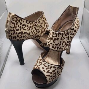 BCBGeneration Women's Leopard Cow-Hair Platform Peep Toe D'Orsay Heels Sz 7.5